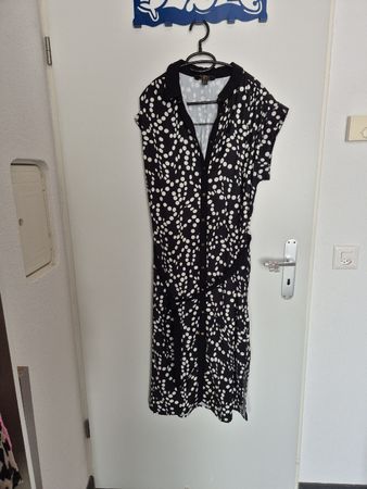 Kleid 42Lipsy