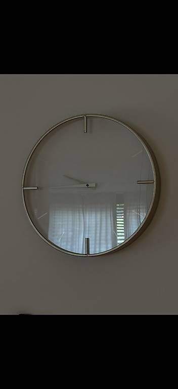 Pendules & Horloges murales: Goldene Wanduhr – D'occasion à Luzern par VStore