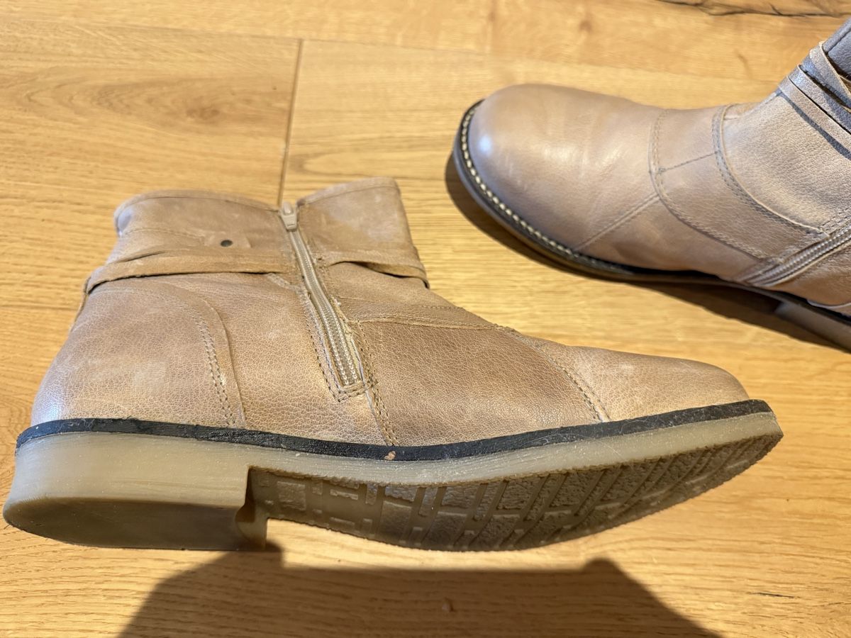 Chaussures femmes: Tolle Stiefeletten Ulla Popken Leder 41 – D'occasion à Rüdlingen par Lichee 5