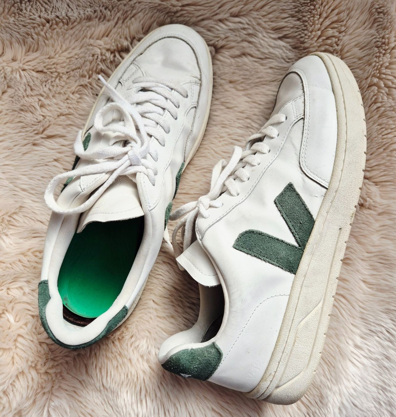 Veja Herrenschuhe: VEJA 45 SNEAKER SCHUHE LEDER TIP TOP HALBSCHUH WEISS BASIC – Gebraucht aus Elsau von the-colorful-side 2