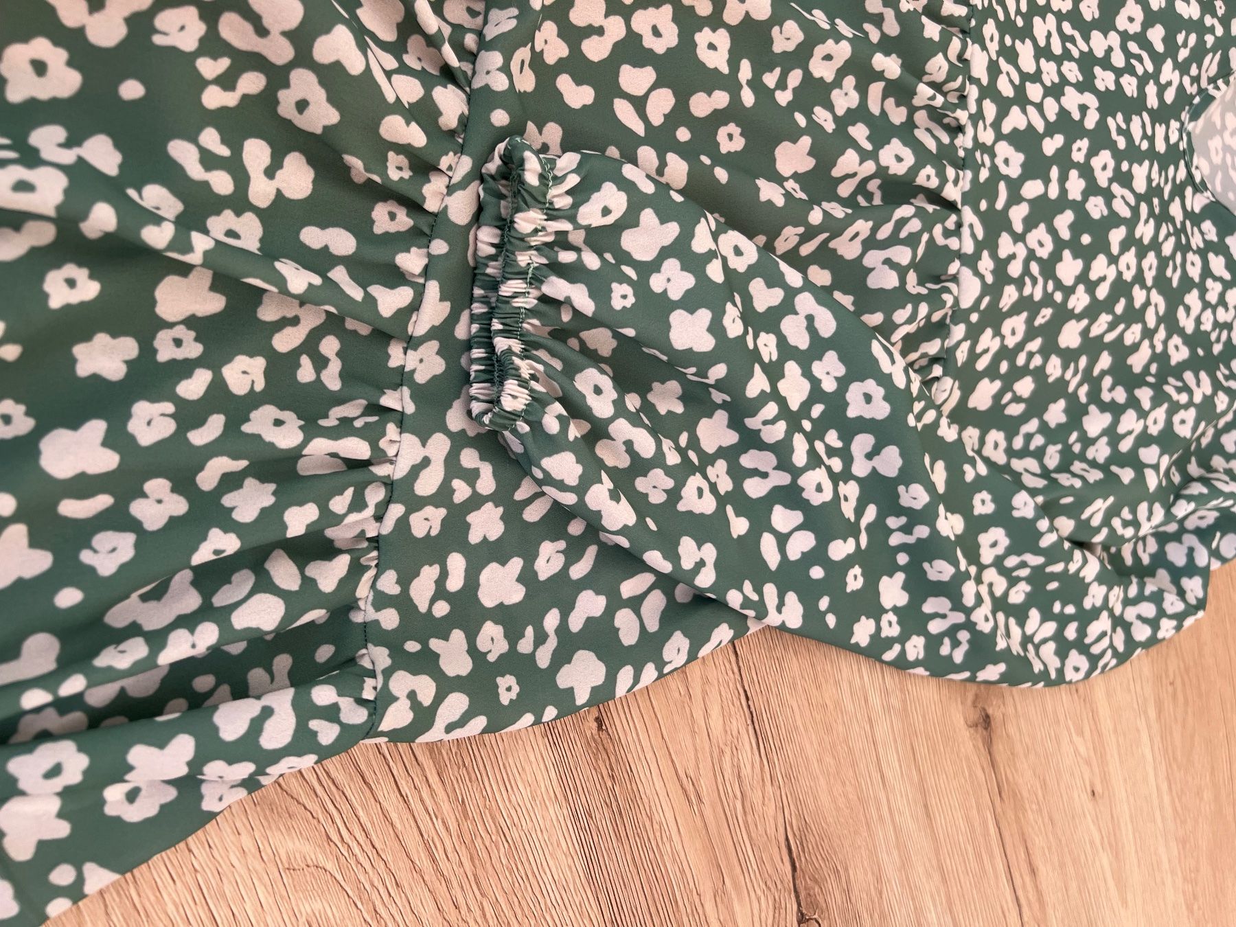 Kleider: Jolie Robe d’été – Gebraucht aus La Chaux-de-Fonds von GabrielaKlein 5