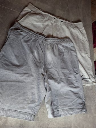 Short taille XL coton (2) marques C&A - John Adams