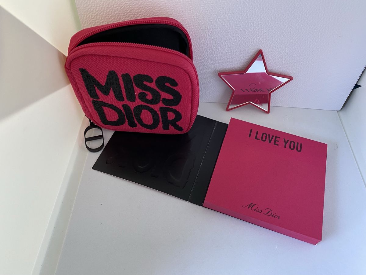 Dior Profumi & Eau de Toilette: Trio accessoires Miss Dior – Nuovo e nell'imballaggio originale da Bouveret venduto da wes_7zll 1