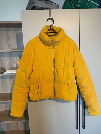 ONLY Winterjacke, Gr. S, gelb - Warm durch den Winter!