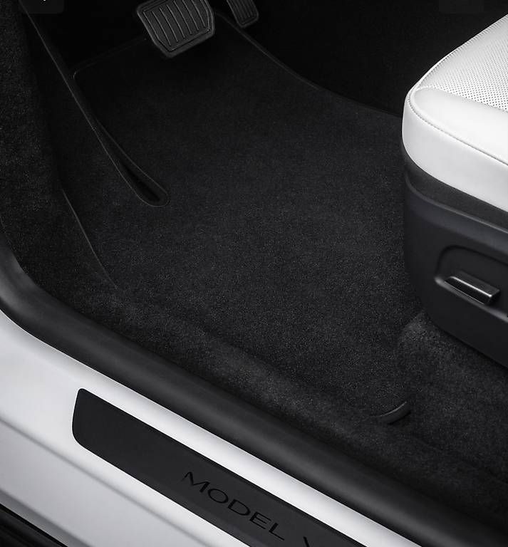 Tapis / Bacs: Tesla Model Y Boden Teppich NEU – D'occasion à Schönenberg TG par Mr_Stonecool 2