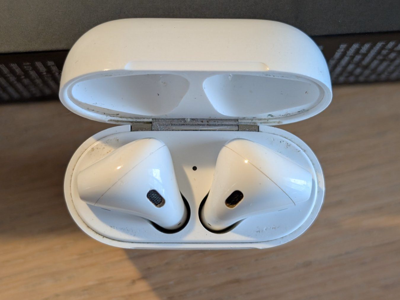Apple Kopfhörer: Apple Airpods 1. Generation in Box mit Stromkabel – Gebraucht aus Zug von OlgaReutova 4