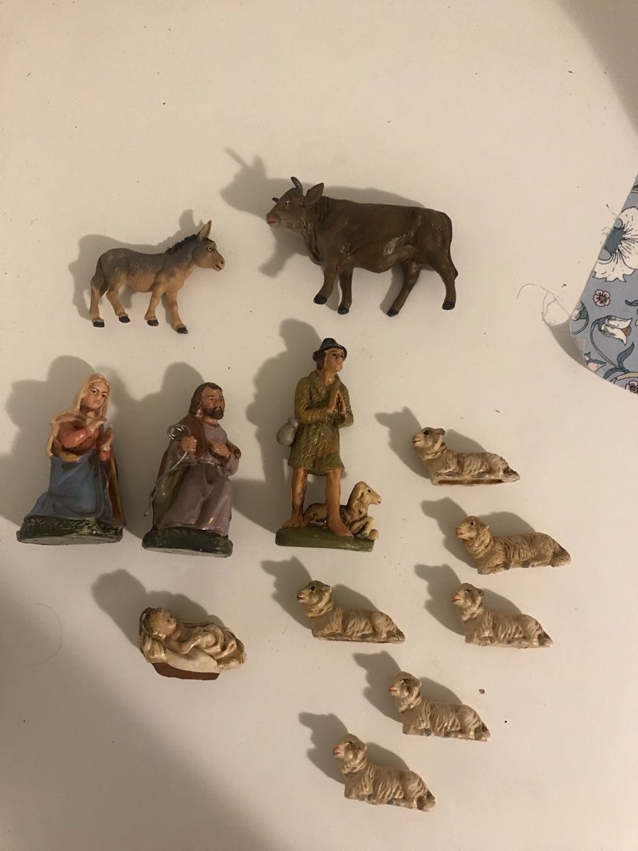 Tutte le decorazioni: Krippenfiguren (Vintage) – Usato da Bremgarten AG venduto da Belana0 1