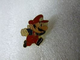 Nintendo Pins - Mario on the run