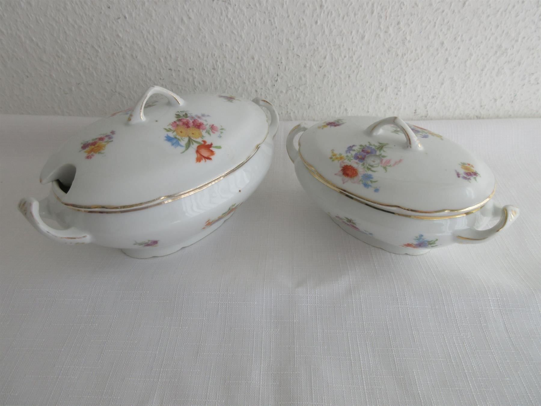 Schalen: 2 ovale Schalen mit Deckel – Gebraucht aus Binningen von Oldfashion