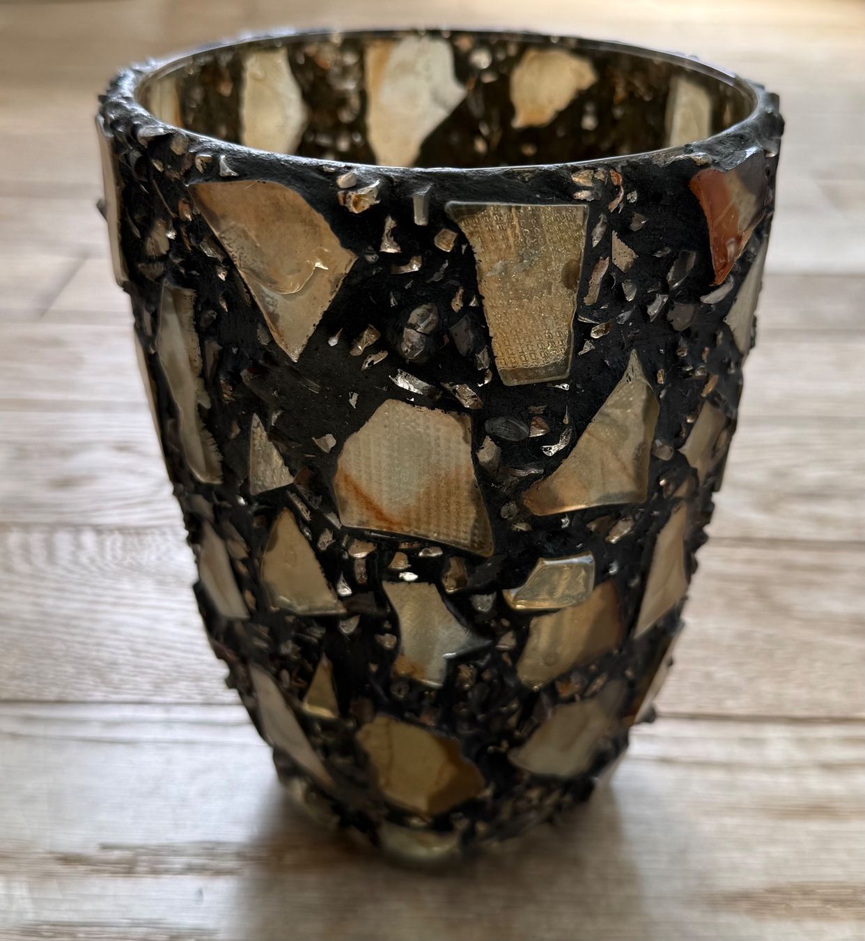 Portacandele: Windlicht oder Vase mit Glasmosaik, Vintage – Usato da Luzern venduto da Mamutpe