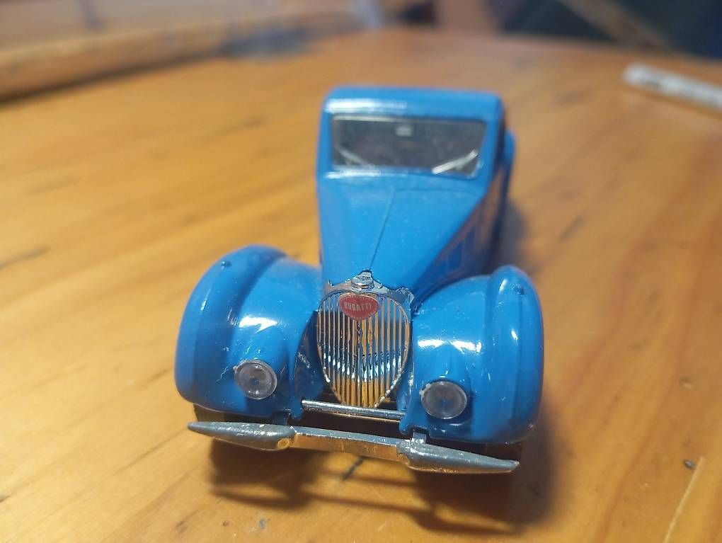Bugatti Modellautos: 1939 Bugatti 57 S – Gebraucht aus Basel von Petergunn 4