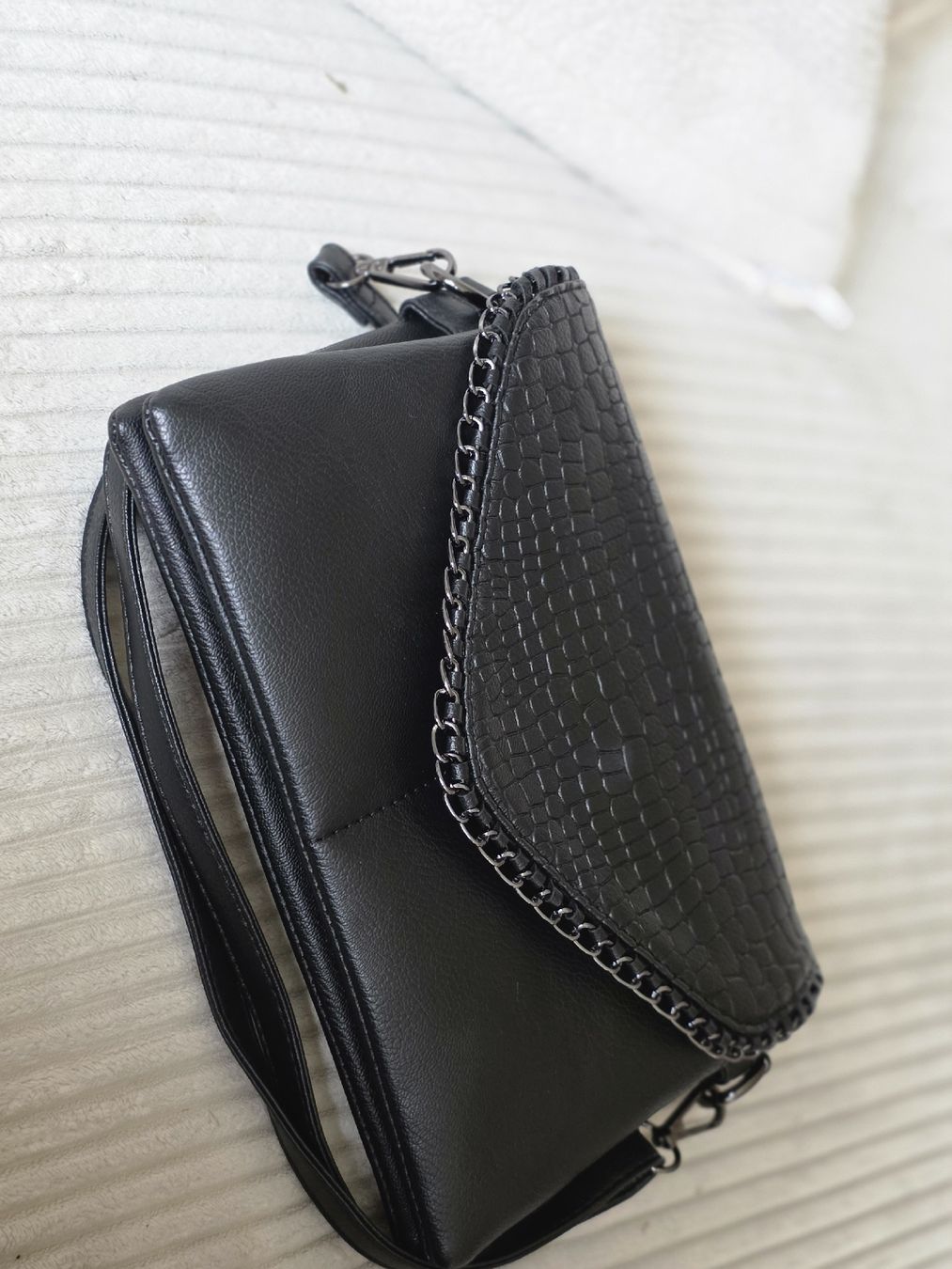 Taschen für Damen: Schwarze Clutch 🖤 – Gebraucht aus Klosters von Sniggels 2