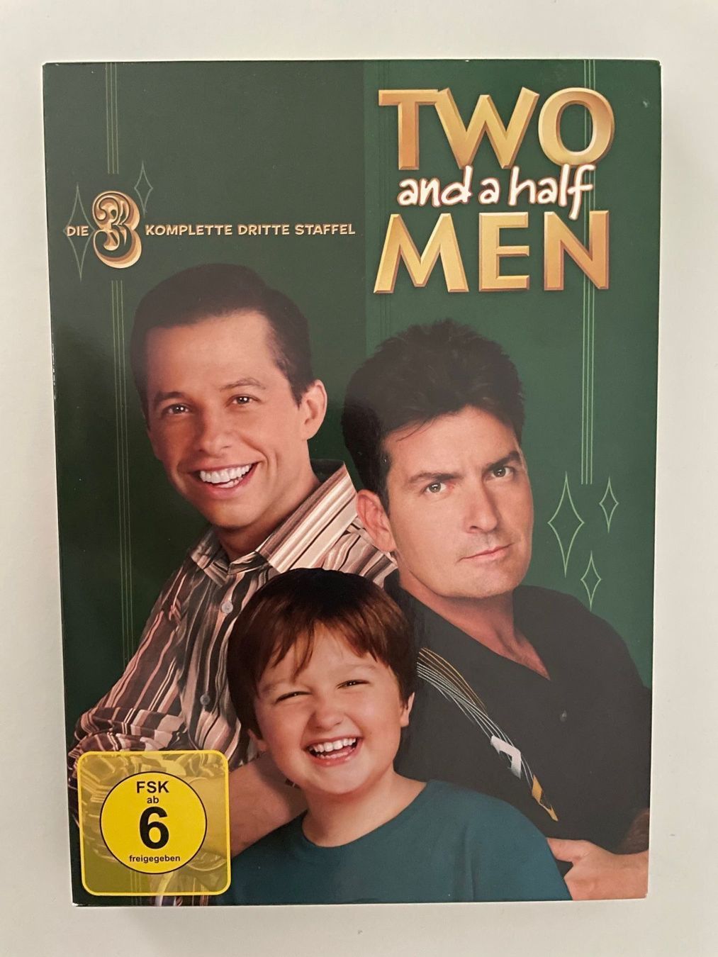 Tutti i DVDs: Two and a Half Men Season 3 – Nuovo (secondo la descrizione) da Riehen venduto da M.S.DVD 1