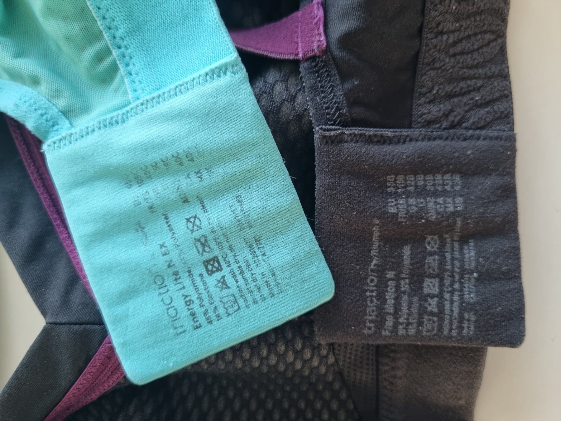 Triumph Sonstige Unterwäsche: Gr. 85 B / 90 C Triumph Triaction Sport BHs – Gebraucht aus Sutz von Dalilea 1