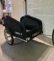 Cargo Veloanhänger zusammenklapbar.