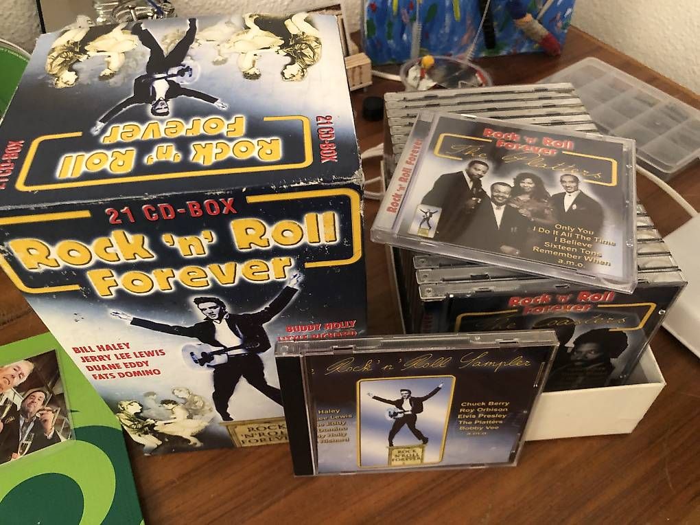 CDs: Rock 'n' Roll Forever 21 CD-Box – D'occasion à Villnachern par focusride 1
