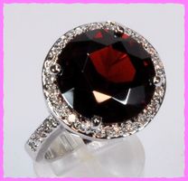 Wow, Ring mit grossem Zirkonia