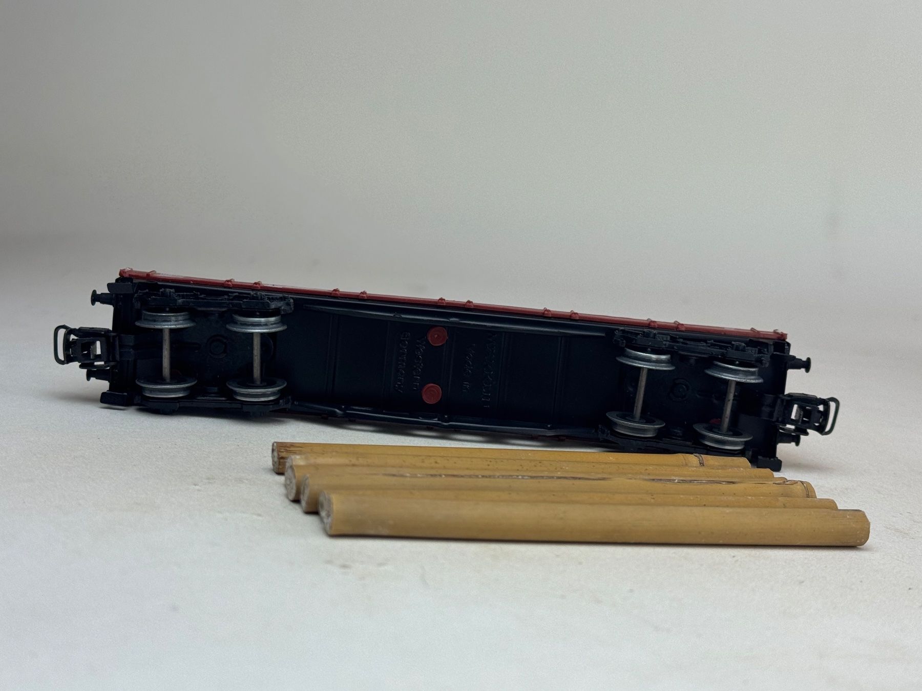 Märklin Modelleisenbahnen: VE1- Märklin Flachwagon mit Bambusstäben – Gebraucht aus Elm von Wikmtz 3