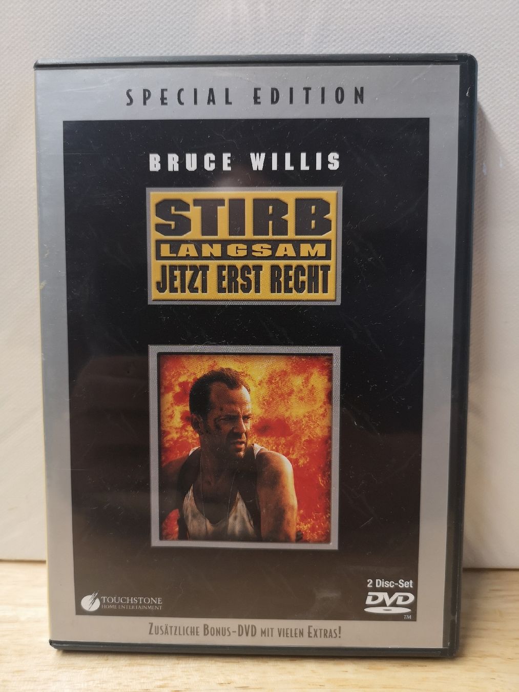 Alle DVDs: Bruce Willis - Stirb Langsam 3 - Jetzt Erst Recht – Gebraucht aus Embrach von Dudarude01