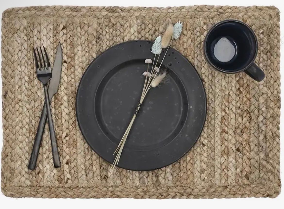 Set de table et chaises: Tischset - 8 Platzdeckchen – Neuf (Voir description) à Zürich par car_6g7b 1