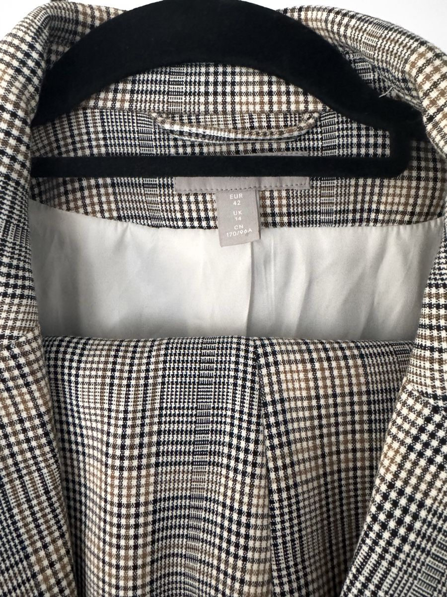 H&M Completi & Tailleur: Damen Anzug Set – Usato da Weite venduto da Quarantino 2