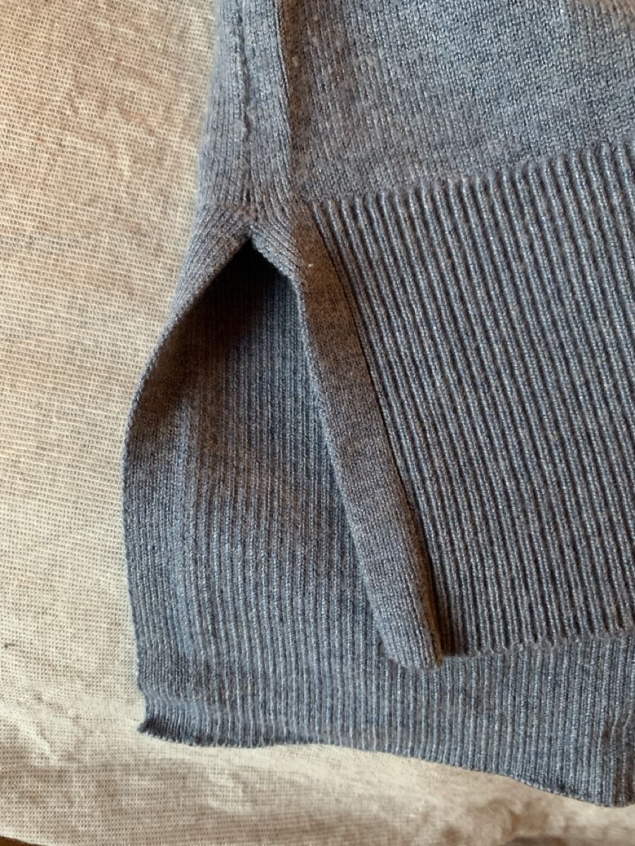 Pulls & Sweat-shirts: Langarmpullover, Grösse S/M,  dunkleres Eisblau, neuwertig – Neuf (Voir description) à Meilen par Flockenwirbel 1