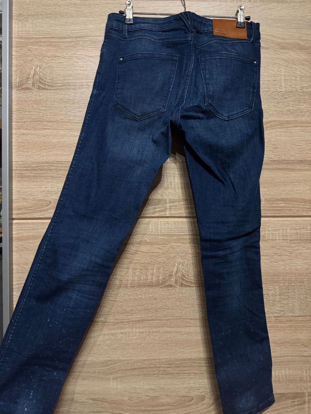 Jeans: Jeans slim avec trous – Usato da Montreux venduto da Izapechee 3