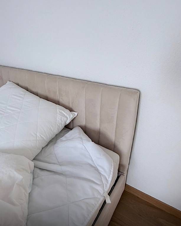 Betten: 140x200 Bett – Gebraucht aus Uster von yas_8zmn 1