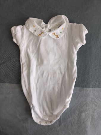 jolie ensemble bébé 1-3mois (62cm) marque Zara en très bon é