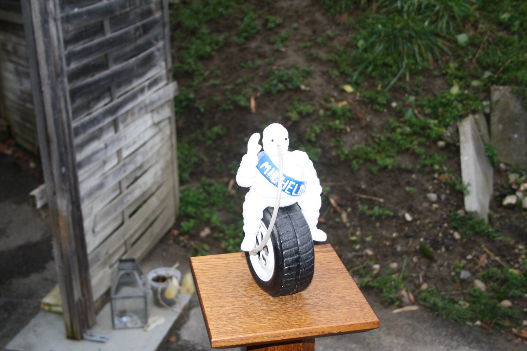 Michelin Statuette: MICHELIN MANN BIBENDUM EISEN – Usato da Wauwil venduto da Pneuedy 6