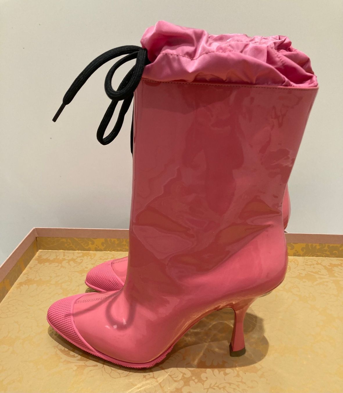 Miu Miu Scarpe da donna: Miu Miu stivali n.35/36 – Usato da Paradiso venduto da Kayakara 4
