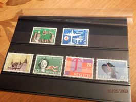 Lot 1956/58 ( ** ) Zst.Nr.325/327 + Serie Nr. 334 bis 337