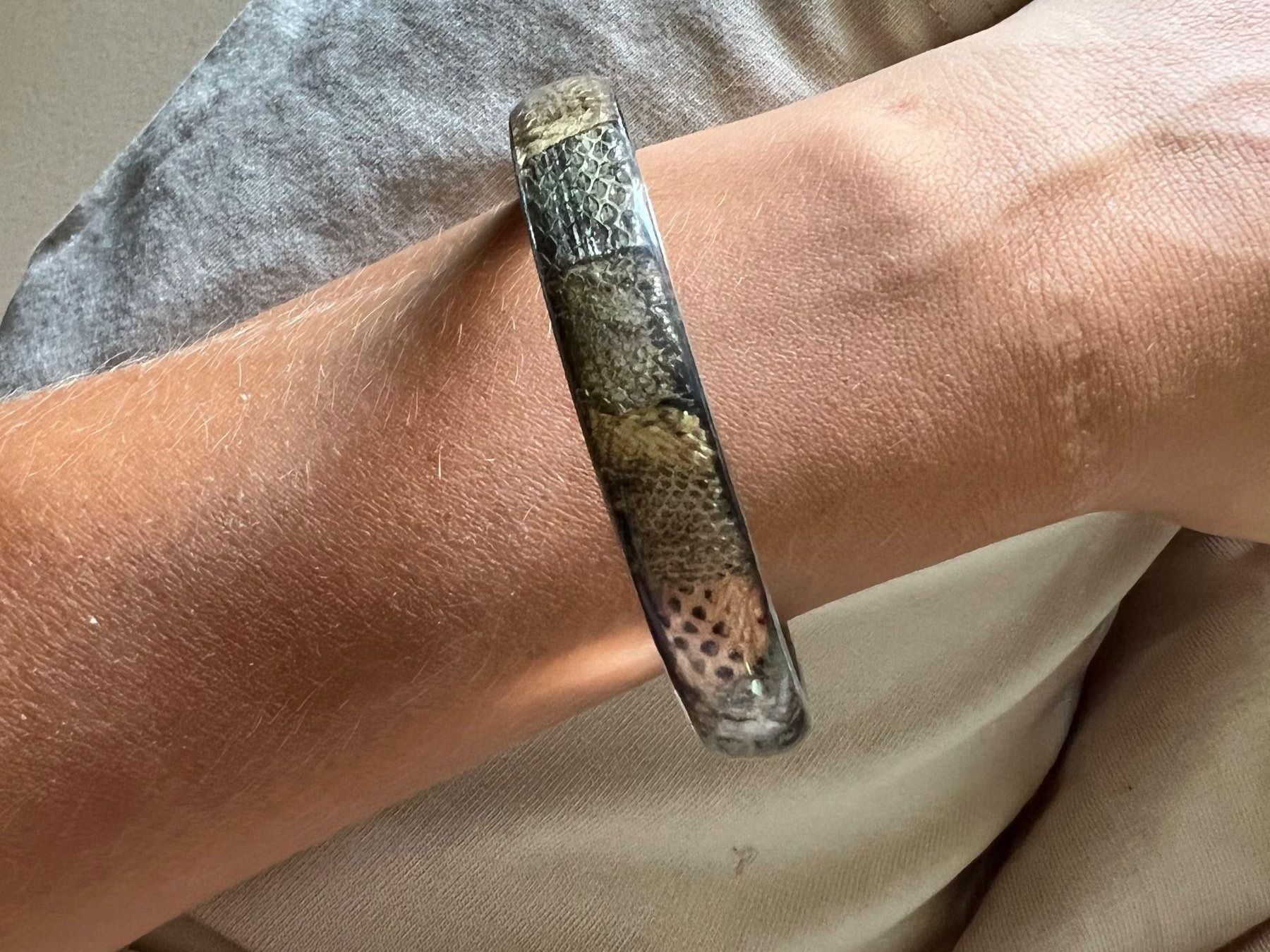 Armbänder & -reifen: farbiger Armreif 🌈 – Gebraucht aus Zürich von ClosetQueen 1
