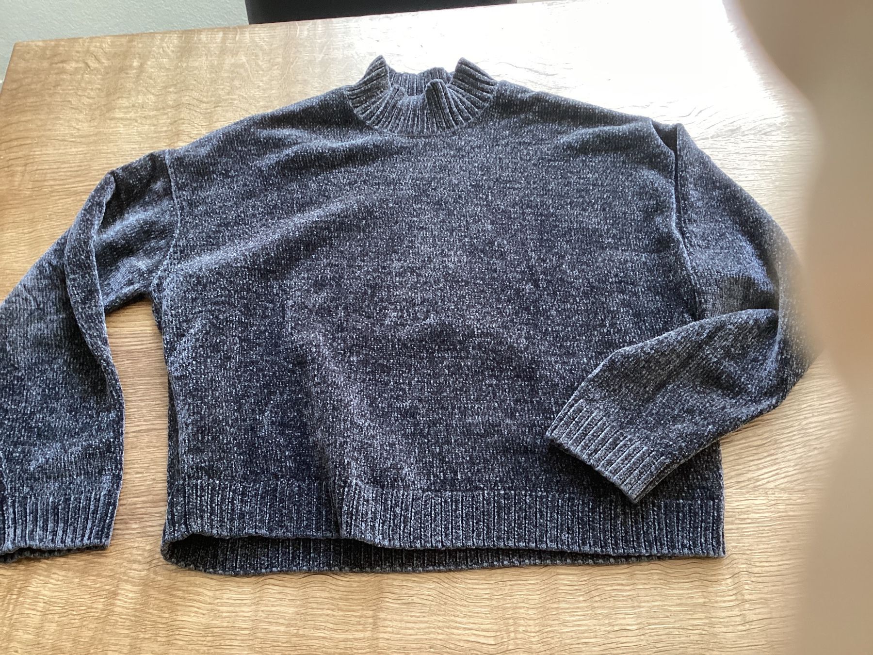 Pullover & Sweatshirts: FB WOLLPULLOVER/PULLOVER GR.XL/oversize  Anthrazit Strick – Gebraucht aus Frauenfeld von Boldi46