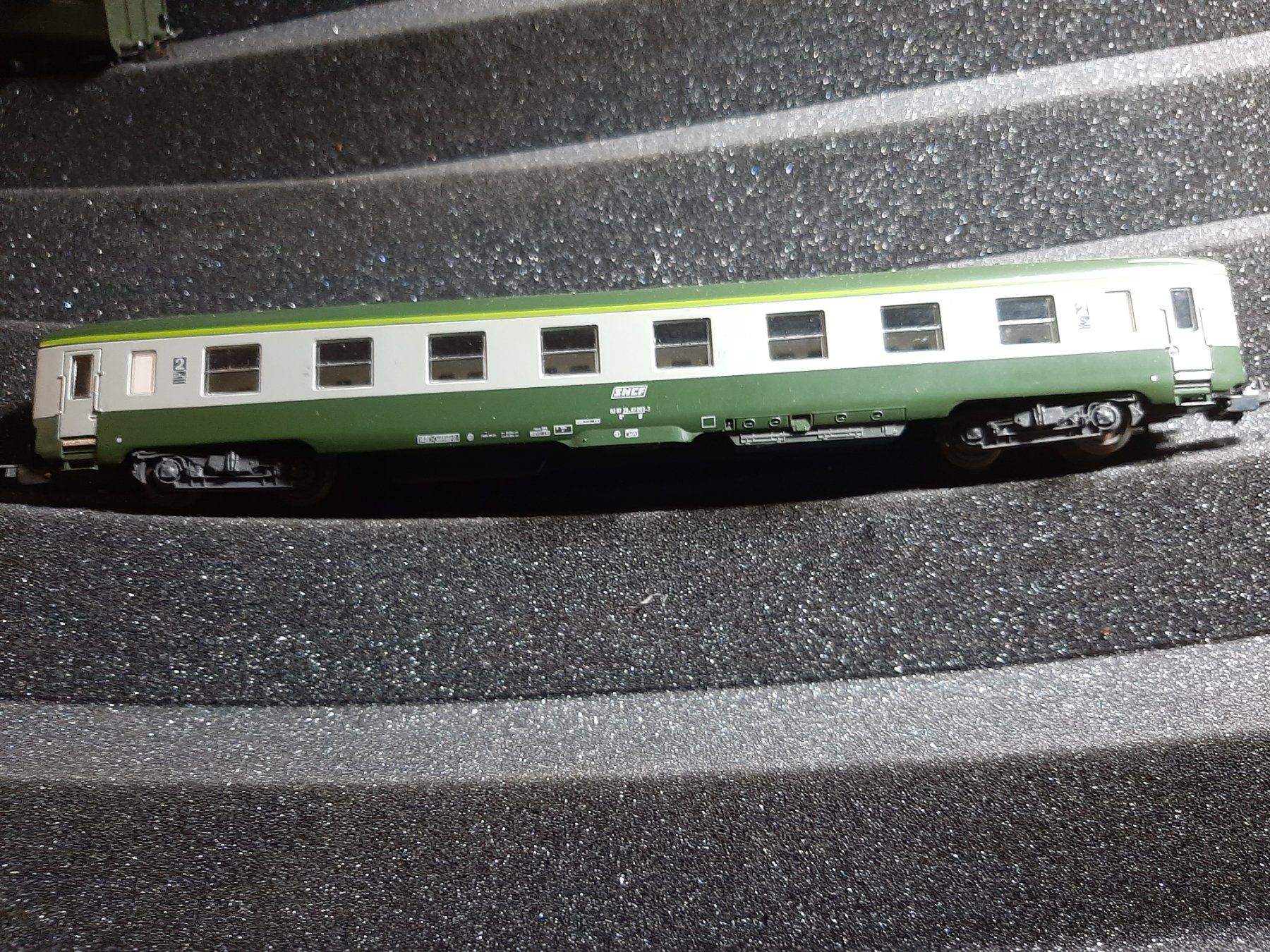 Lima Modelleisenbahnen: LIMA SNCF 2CL. REF.17 – Gebraucht aus Avully von RIVALIS