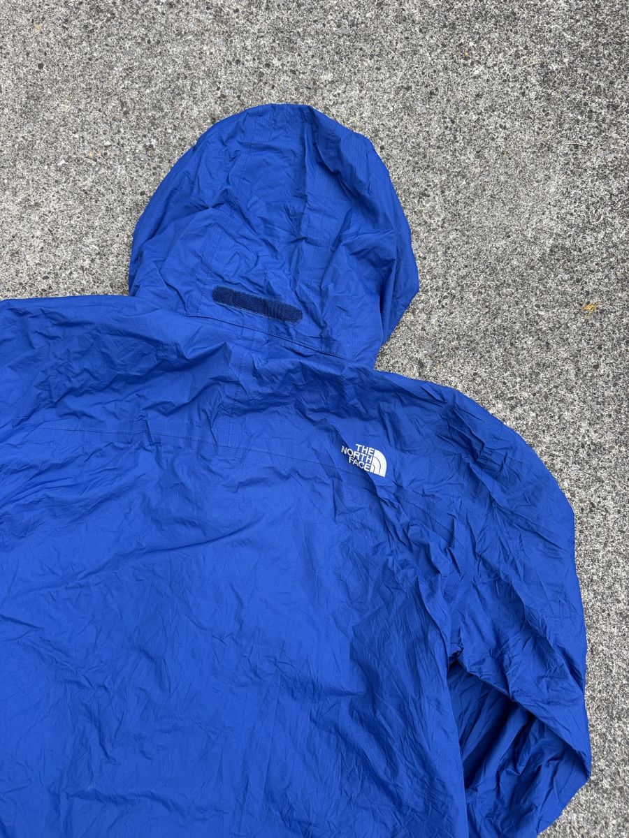 North Face Giacche: The North Face Gorpcore HyVent Jacket Bright Blue XL – Usato da Effretikon venduto da syrrrrre 6