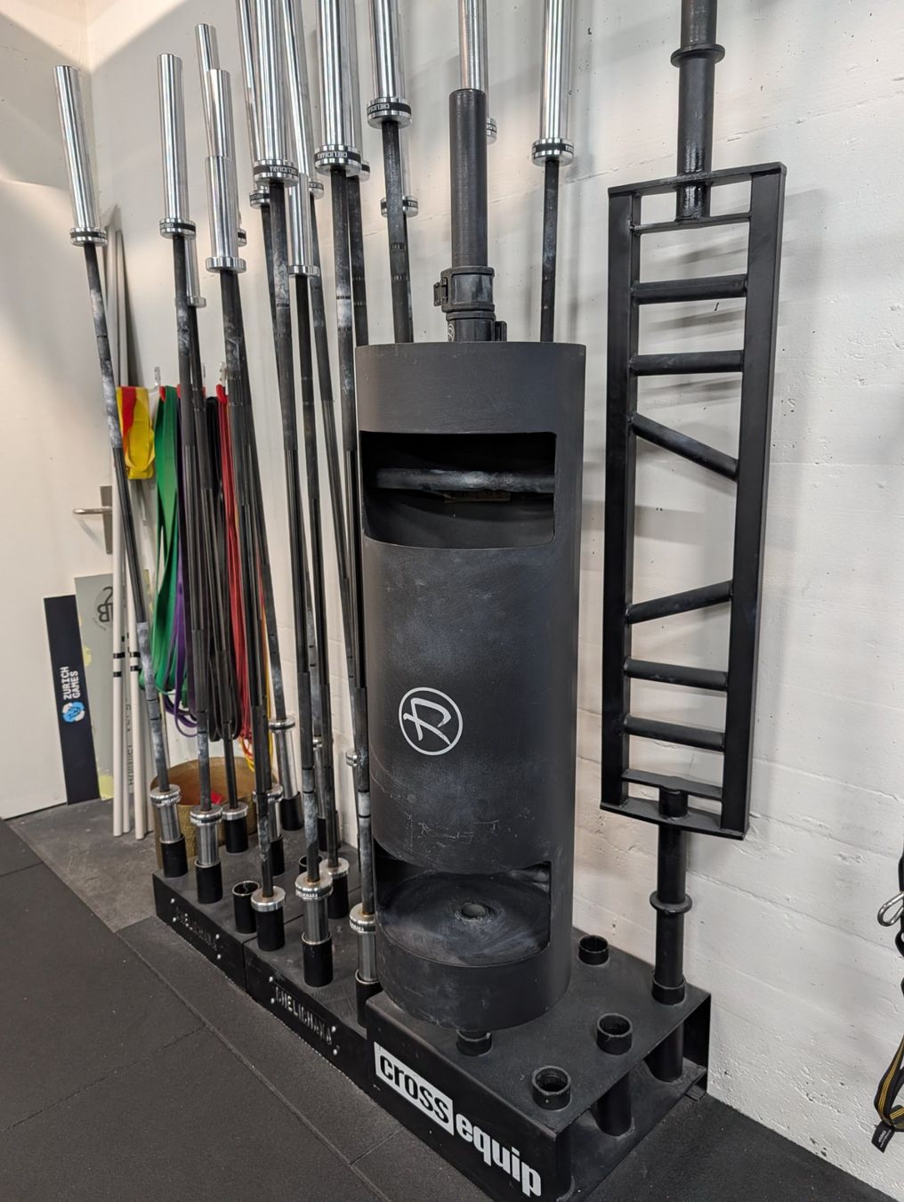 Manubri & Pesi: Strongman Metal Log, Männer Grösse – Usato da Winterthur venduto da chbitzi