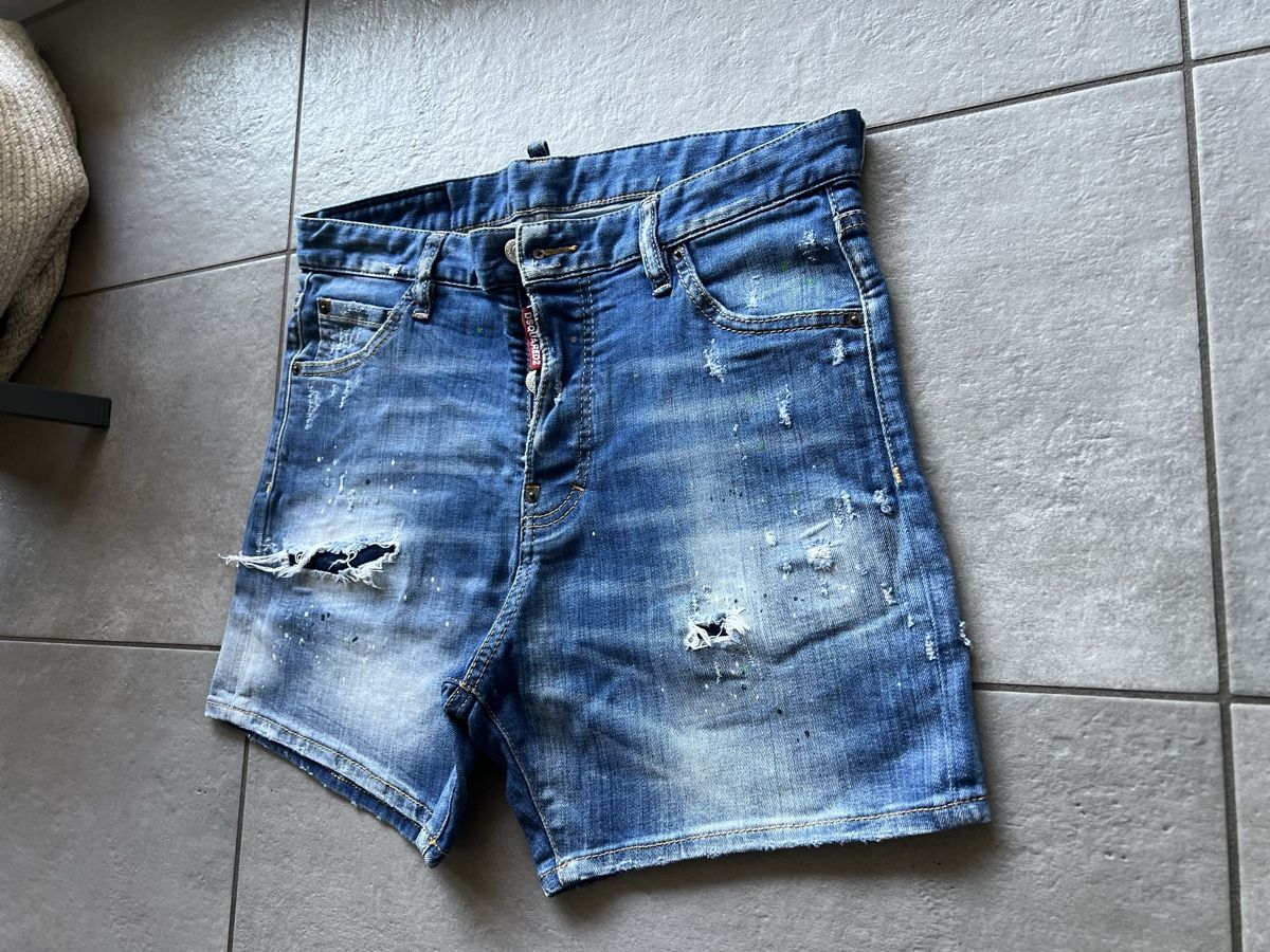 Dsquared2 Jeans: Dsquared2 Sid Vicious shorts jeans uomo 48 – Gebraucht aus Mendrisio von fly_9wzx 6
