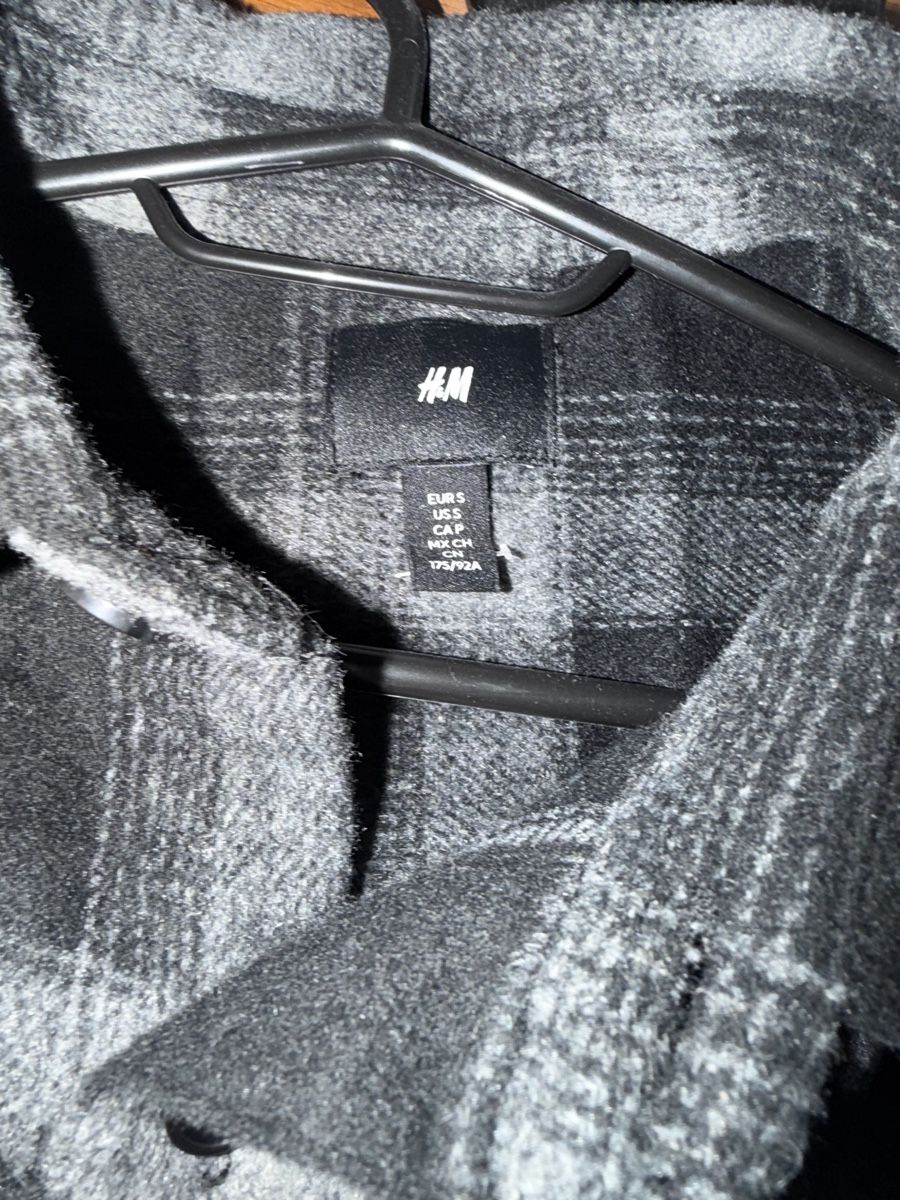 H&M Hemden: H und M Hemd – Gebraucht aus Langenthal von N4900 1