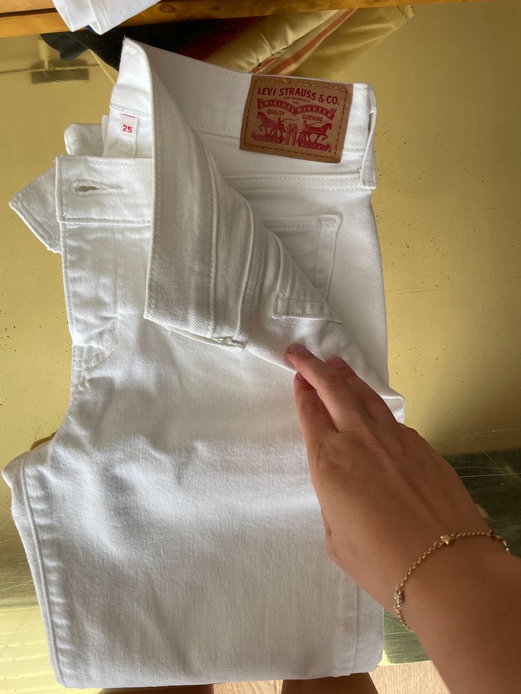 Levi's Jeans: White LEVI's Jeans, Size 25. – Usato da Crans VD venduto da RM0709 5