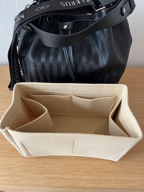 Emartbuy Luxus-Geschenktüten Set – 3 Stück, 34x34x12 Cm, Mattprägung Mit Punkten, Mischfarben