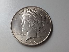 🇺🇸  USA Peace Dollar 1922 aUNC. Luster