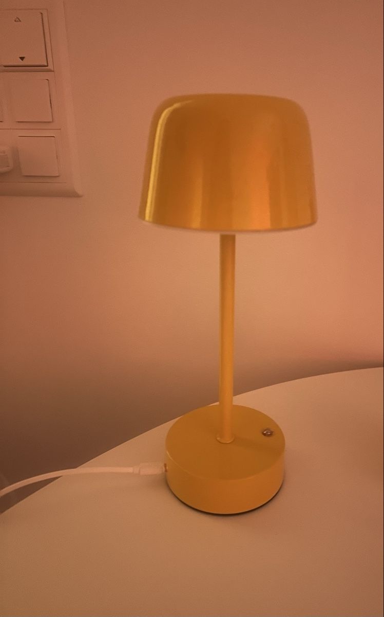 Lampade: Tischlampe  – Usato da Zürich venduto da ConnyLee
