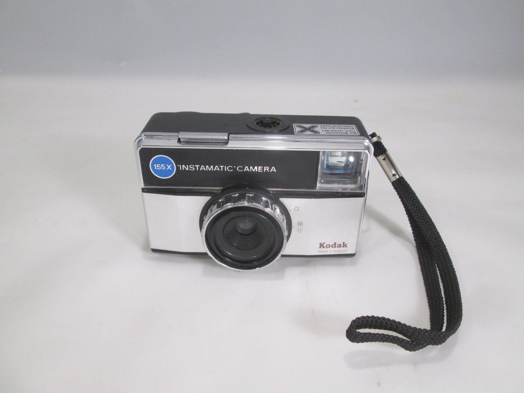 Kodak Kamera: original KODAK Instamatic 155x / Analogkamera – Defekt aus Rapperswil SG von designandmore