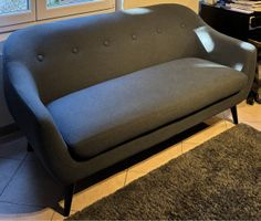 Divanetto 2 posti grigio antracite – Stile moderno ed elegan