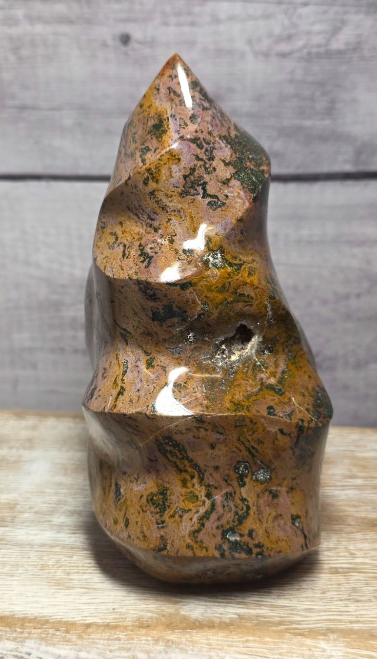 Minerali & Pietre curative: Jaspis Flamme 1.7kg – Nuovo e nell'imballaggio originale da Matzingen venduto da Shay_Crystalz 1
