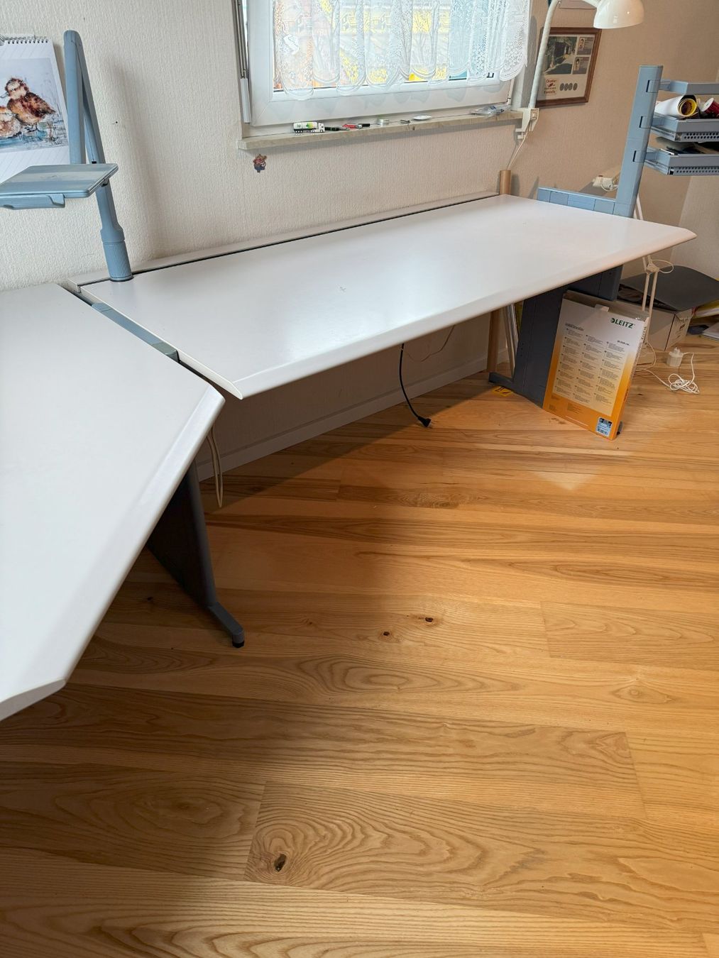 Lista Scrivanie: Bürotisch – Usato da Winterthur venduto da alb_f9j5 1