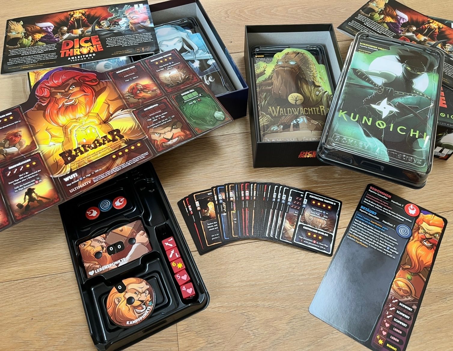 Spiele: Dice Throne - Barbar, Mondelfe, Waldwächter & Kunoichi – Neu (gemäss Beschreibung) aus Brig von Tobijo 2