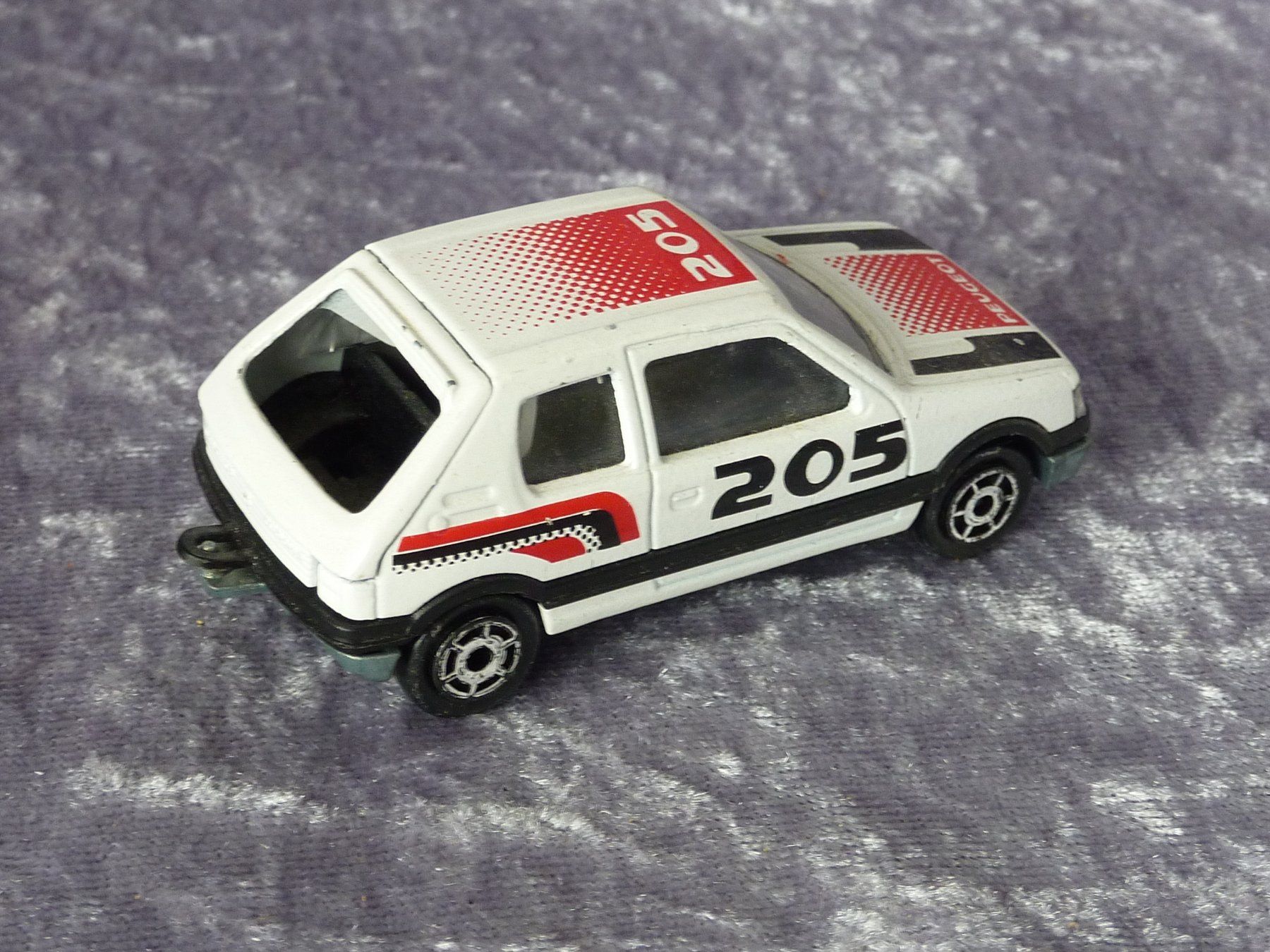 Peugeot Modellini d'auto: Peugeot 205  1:64 – Usato da Dürrenäsch venduto da Cobra1ch 2