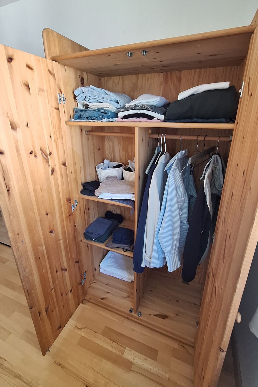 Armoires: Schrank – D'occasion à Gerlikon par ampu 1